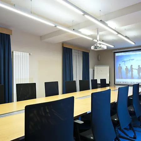 Blue Hotel Pressburg