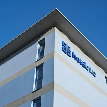 Blue Hotel
