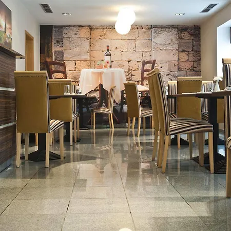 Blue 3* Bratislava