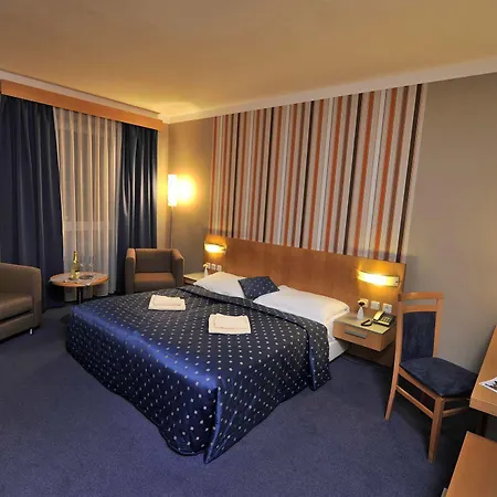 Hotel Blue