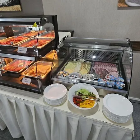 酒店 伯拉第斯拉瓦布鲁酒店